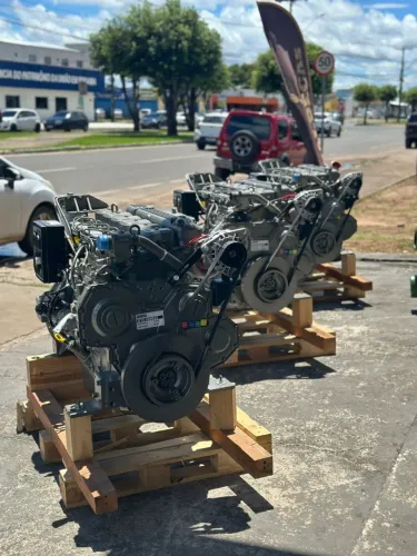 MOTORES ESTACIONÁRIOS MWM 229 4CC E 6CC DISPONÍVEIS