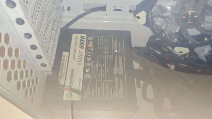 Fonte 600w thermaltake