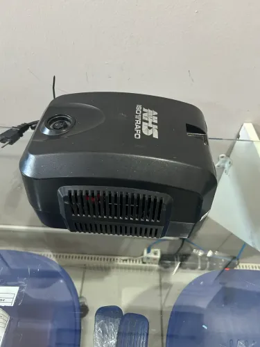 Estabilizador isolador de computador seminovo 450va 