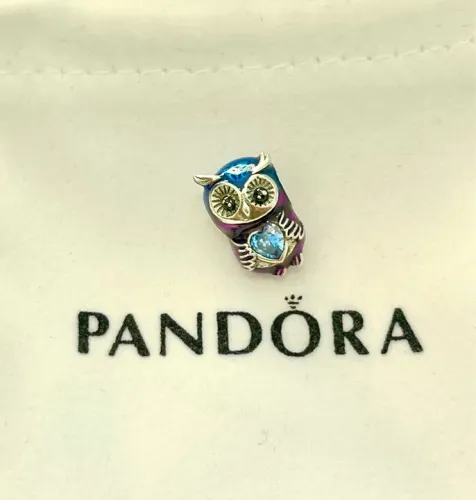 Charm Pandora Coruja com Coração