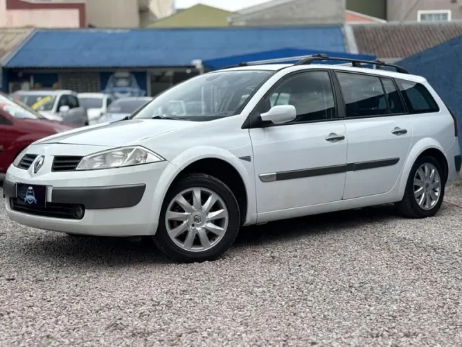 Renault Megane Grand Tour Dynam. Hi-flex 1.6 16V 2013