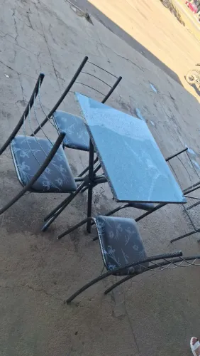 Mesa 4 cadeiras