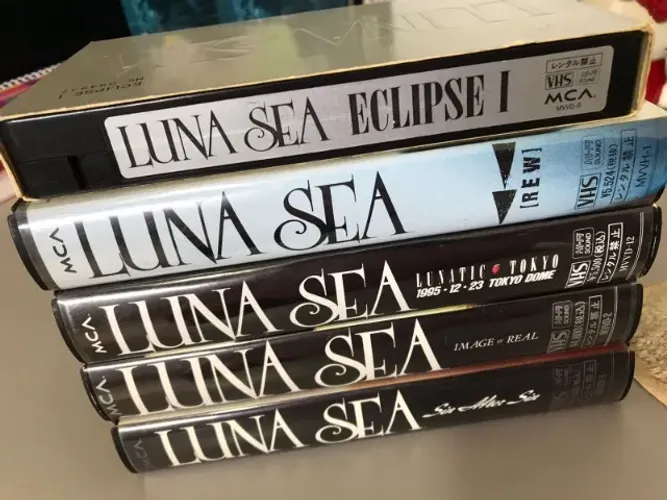 Fitas de Vídeo VHS da Banda Luna Sea