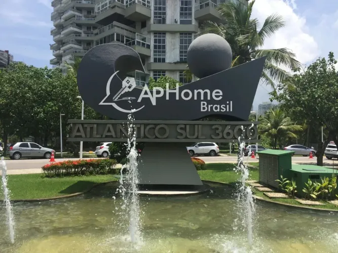 Condomínio Atlântico Sul, 3 quartos com 205 m², reformado!