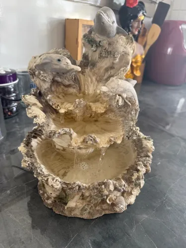 Fonte de água com golfinhos - Decoração elegante