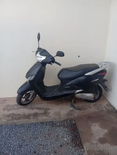 Honda Leed otima opção para quem anda na cidade 