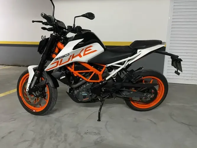 KTM DUK 390
