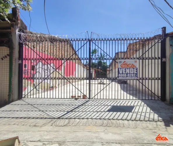 Terreno na Av. José Malcher med. 274,50