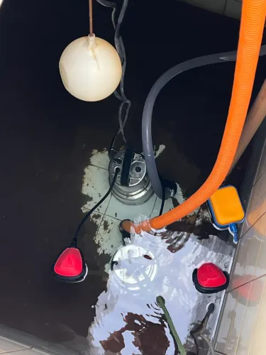 LIMPEZA DE CISTERNAS E CAIXAS DAGUA