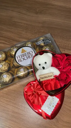 Urso com chocolate 