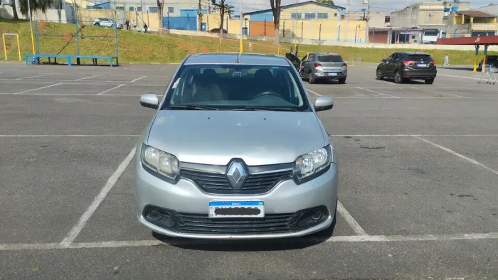 Renault Logan Expression Hi-flex 1.6 8V 4P 2016