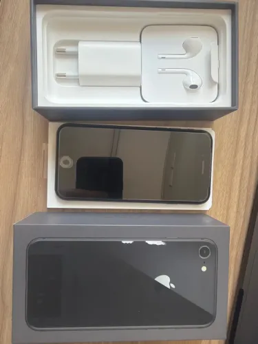 iPhone 8 Cinza Espacial 64GB - NOVO SEM USO