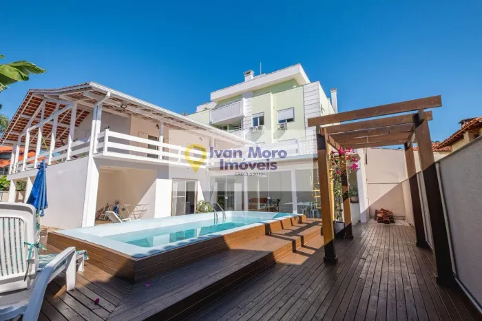 Casa à venda em Canasvieiras - Florianópolis - SC