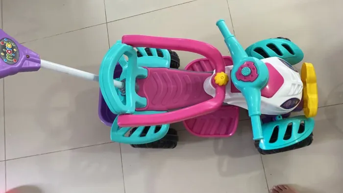 Carrinho de passeio menina, interessados é só chamar