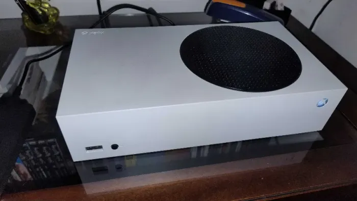 Vende-se Xbox Series S