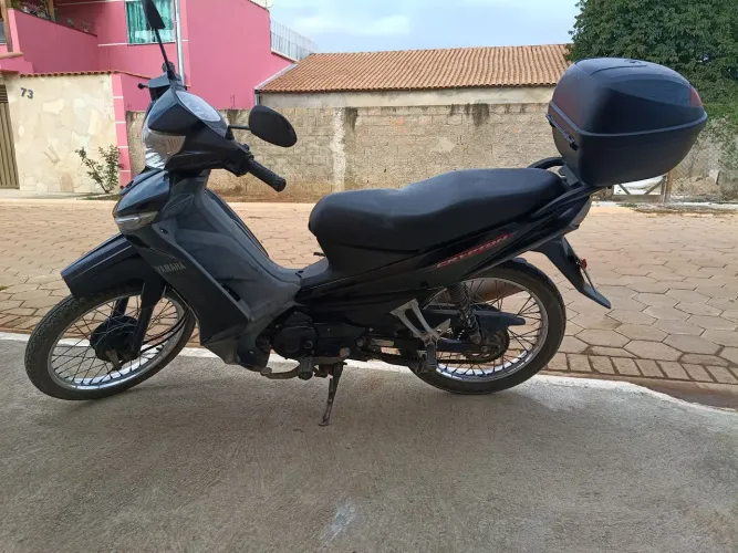 Moto Yamha Crypton 2012