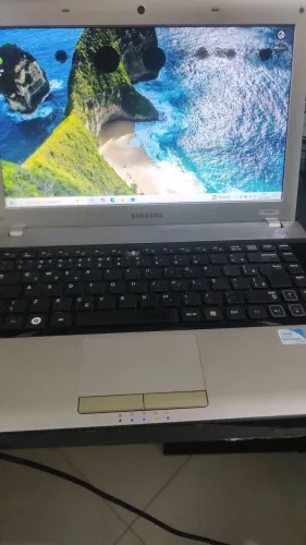 Notebook Samsung RV411