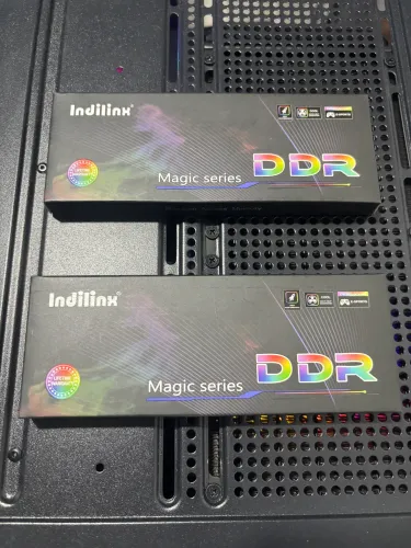 2x RAM 8GB DDR4