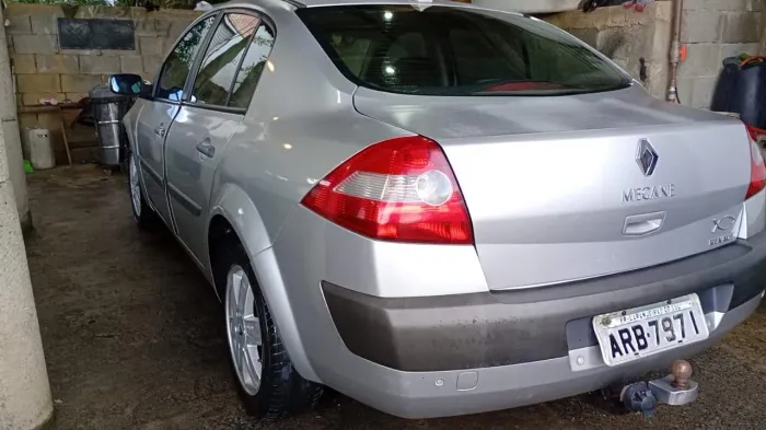 Renault Megane Sedan Dynamique Hi-flex 1.6 16V 2009