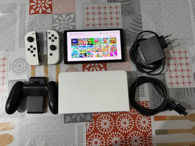 Nintendo switch oled branco desbloqueado