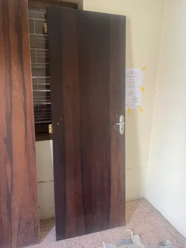 Porta interna de madeira com marco 0,70 x 2,01m