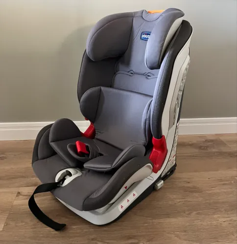 Cadeirinha Chicco Youniverse Isofix
