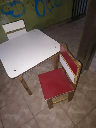 Mesa infantil