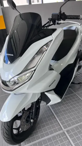 HONDA PCX 160 ABS 2023. MOTO SEM DETALHES