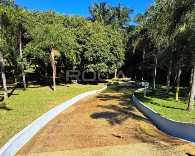 Casa Espetacular para Alugar no Parque Itaipu em São Carlos - 3 Dormitórios, Piscina e Chu