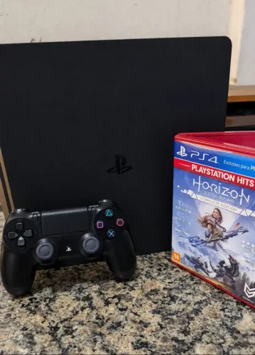Vendo Playstation 4 muito novo