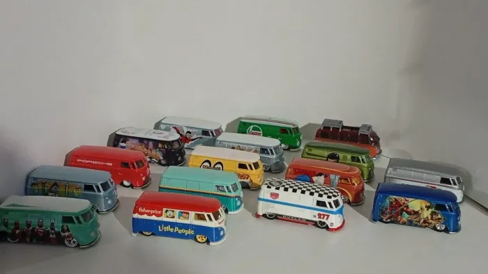 Lote de Miniatura Kombi