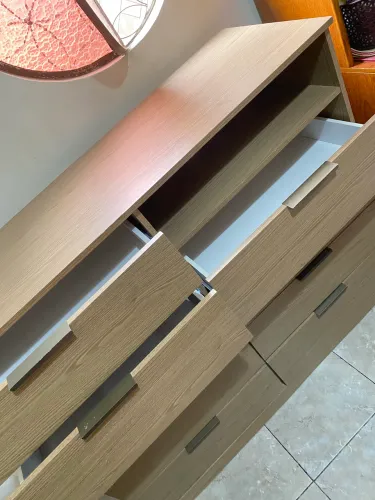 Vendo cômoda em perfeito estado