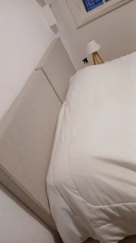 Cama Box com Pés + Colchão