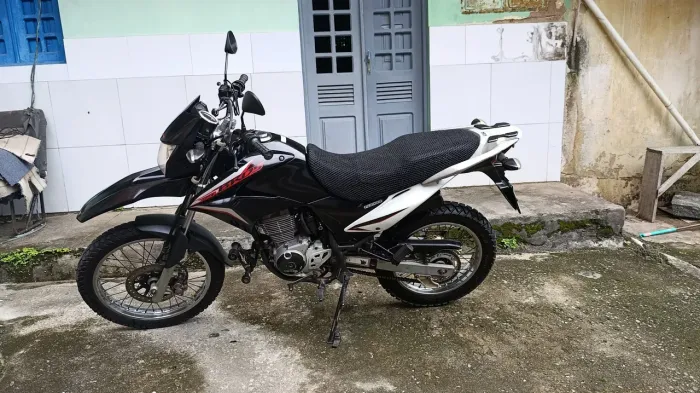 Honda NXR Bros 150 (2014) - Impecável e Pronta para Rodar!
