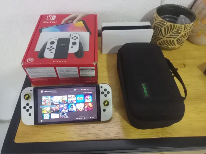 Nintendo Switch OLED Desbloqueado 64 GB + 512 GB MicroSD