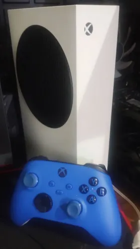 Vendo Xbox séries S semi novo...