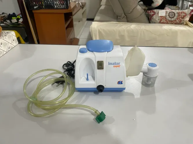 Inalador e Nebulizador a Compressor Inalar Compact NS