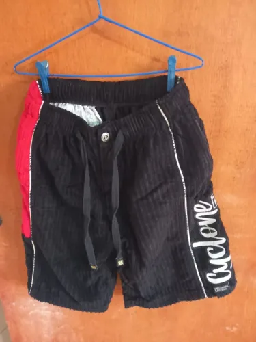 Bermuda da Cyclone original R$350,00