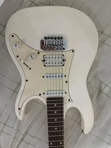 Guitarra Ibanez Gio