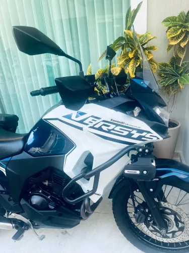 Kawasaki Versys Tourer 2025 - Único Dono, Baixa KM (Estado de Zero)