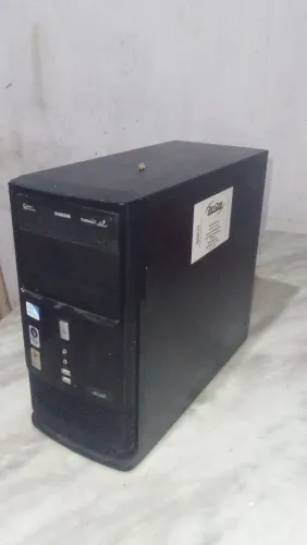 CPU/GABINETE para manutenção ou peças