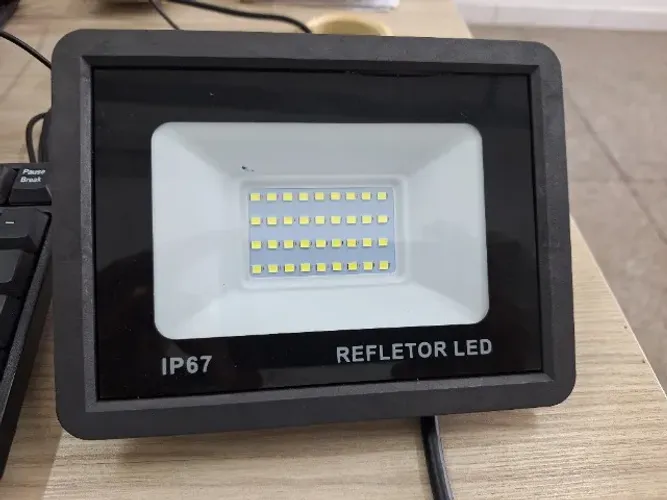 REFLETOR LED 100W