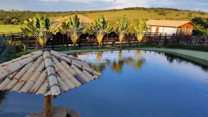 Fazenda com 8 dormitórios à venda, 4270000 m² por R$ 16.000.000 - Zona Rural - Oliveira/MG