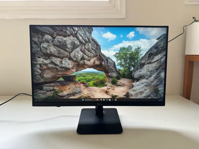 Monitor LG 24MP400
