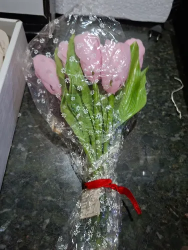 Abajour modelo Tulipas com luzes.