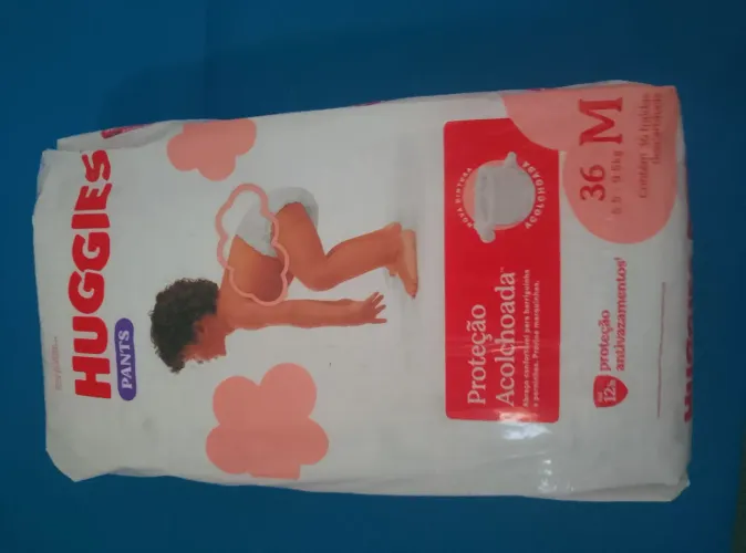 Fralda Huggies pants tamanho M