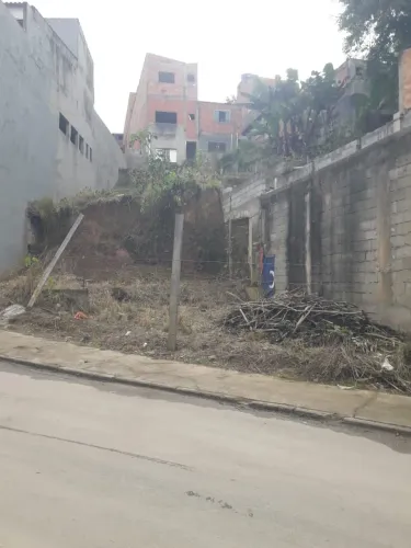 Terreno plano no Alvarenga