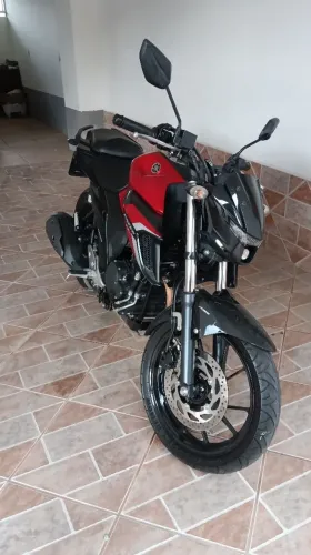 Vendo Fazer FZ250 ano 2024