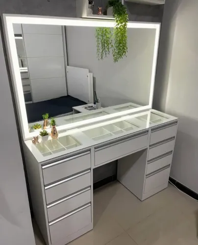 Penteadeira Com Espelho Front Led L 1.50 M