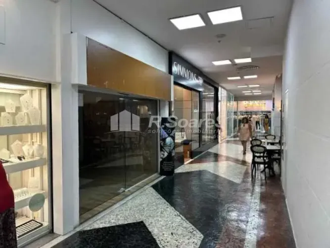 Loja, 40 m², Rua Visconde de Pirajá. Ipanema.